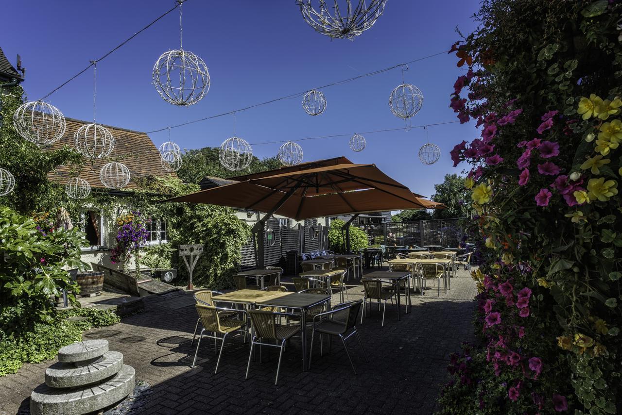 The Bell Inn Hotel Horndon-on-the-Hill Exterior foto
